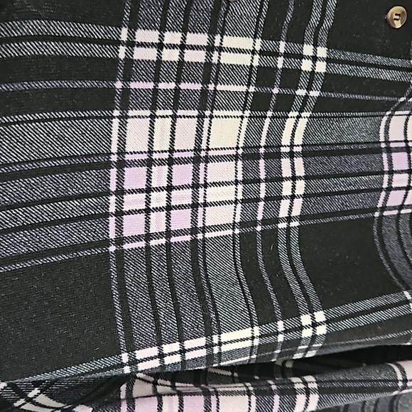 Women's Top - Picture 2 of 3